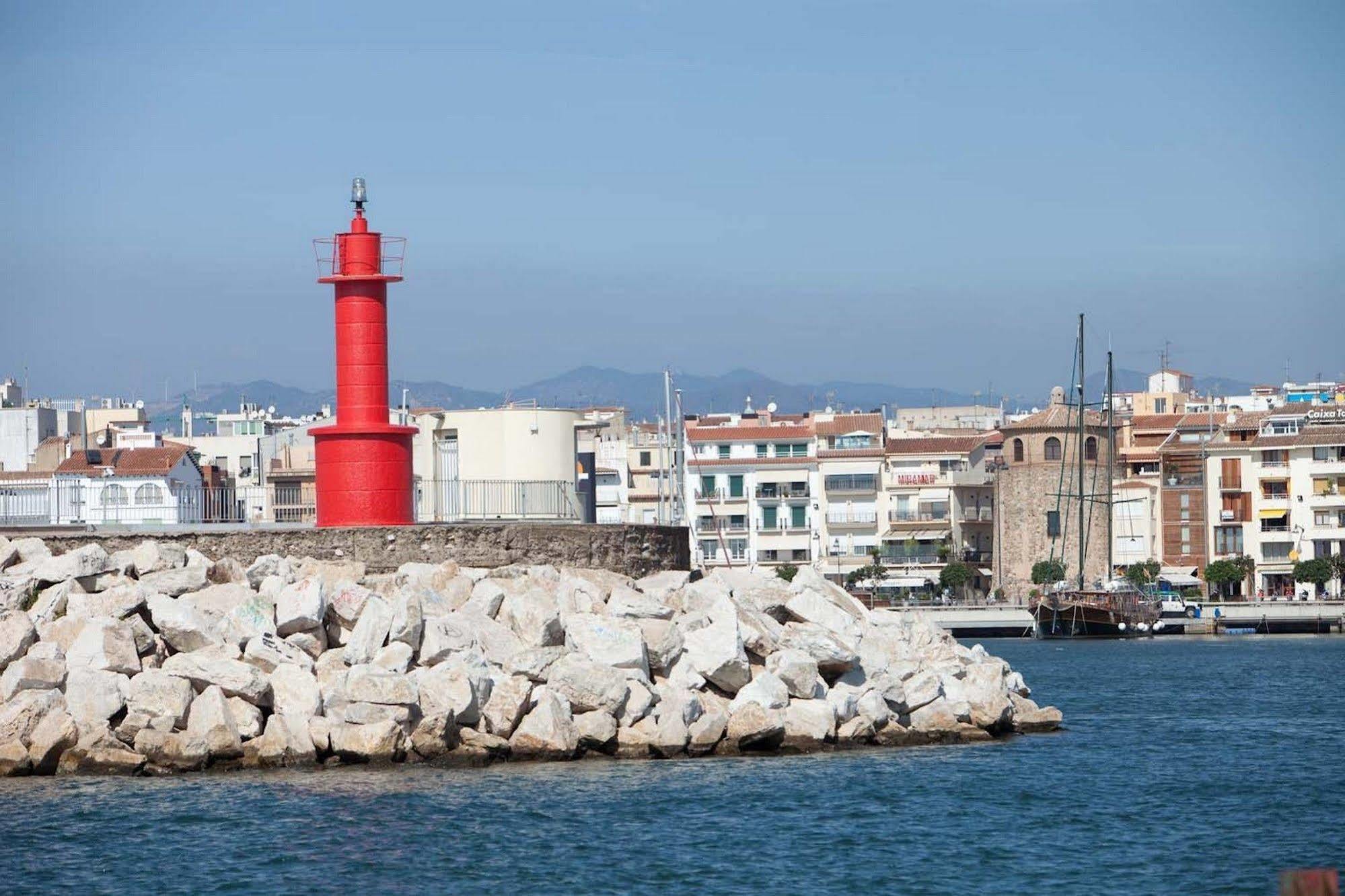 Apartamentos Port Eugeni Cambrils Exterior foto